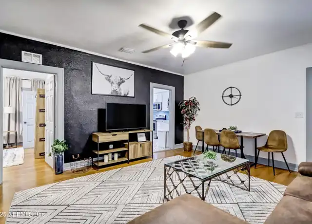 Property at 136 Phelps St Unit 1, Jacksonville, FL, 32206, 2 beds, 1 bath, [object Object]