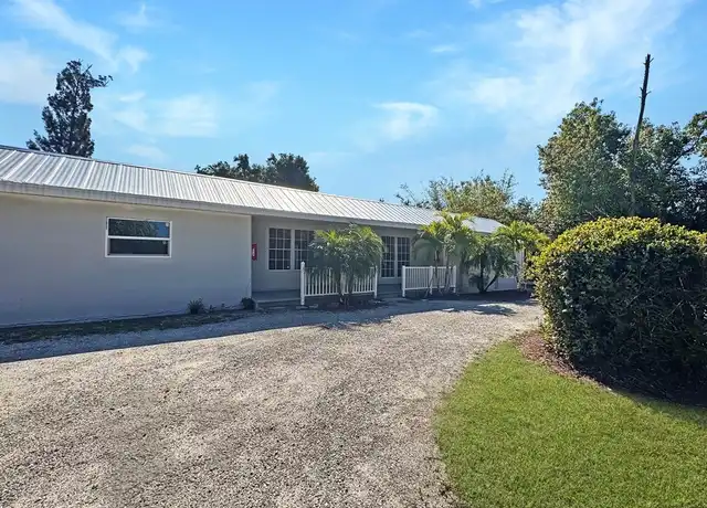 Property at 15206 Stringfellow Rd Unit 3, Bokeelia, FL, 33922, 1 bed, 1 bath, [object Object]