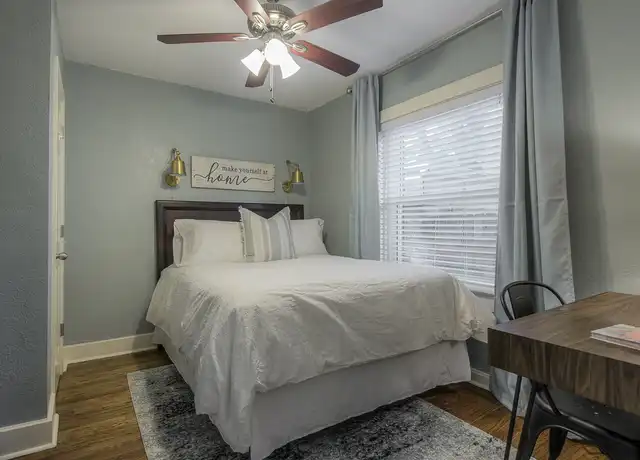 Property at 3809 Mercier St Unit 202, Kansas City, MO, 64111, 1 bed, 1 bath, [object Object]