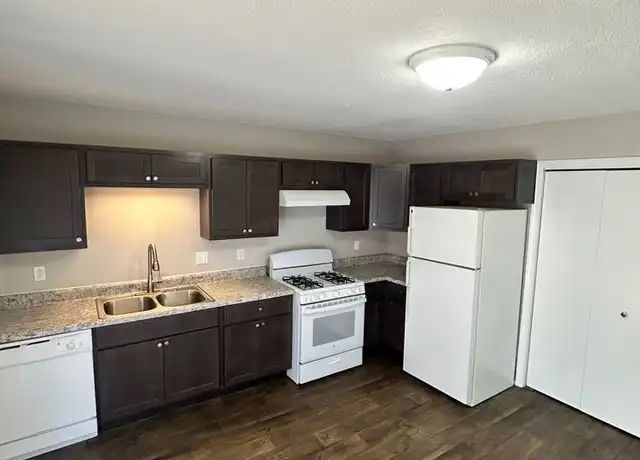 Property at 1231 60th St SE Unit 1233, Wyoming, MI, 49508, 2 beds, 1 bath, [object Object]
