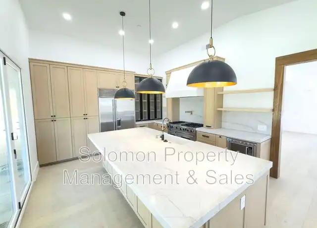 Property at 1111 Britem Ct, Vista, CA, 92083, 4 beds, 2 baths, [object Object]