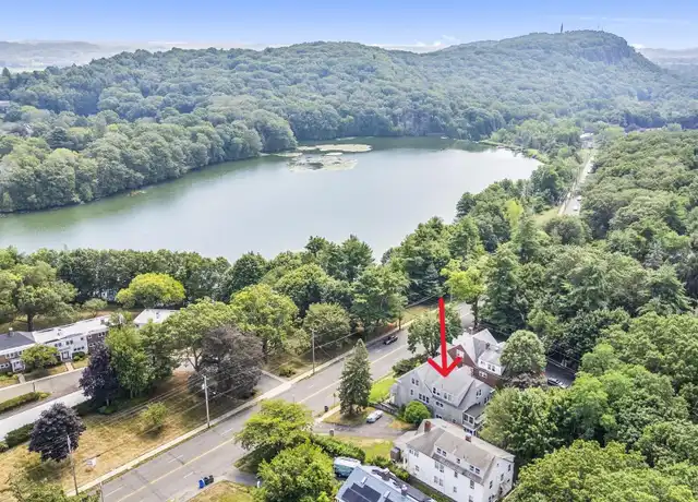 Property at 1070 Whitney Ave Unit A, Hamden, CT, 06517, 3 beds, 1 bath, [object Object]
