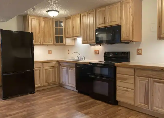 Property at 1606 Cottonwood Dr Unit 6S, Louisville, CO, 80027, 2 beds, 1 bath, [object Object]