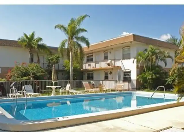 Property at 100 NE 9th St Unit 9, Pompano Beach, FL, 33060, 1 bed, 1 bath, [object Object]