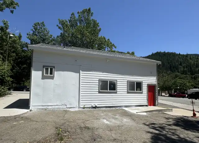 Property at 5621 Dunsmuir Ave, Dunsmuir, CA, 96025, 0 beds, 1 bath, [object Object]