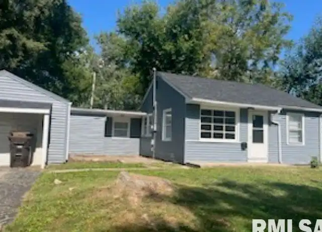 Property at 1028 S Tonti Cir, Peoria, IL, 61605, 3 beds, 1 bath, [object Object]