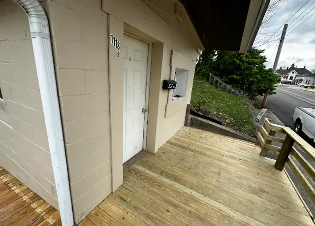 Property at 1118 17th St Unit B, Bedford, IN, 47421, 1 bed, 1 bath, [object Object]