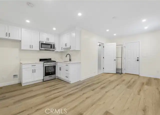 Property at 1674 Fremont Dr, Thousand Oaks, CA, 91362, 0 beds, 1 bath, [object Object]