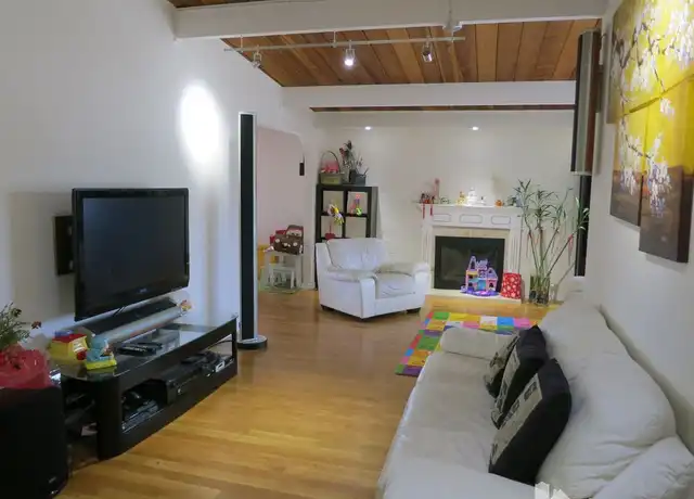 Property at 2000 Kehoe Ave, San Mateo, CA, 94403, 3 beds, 2 baths, [object Object]
