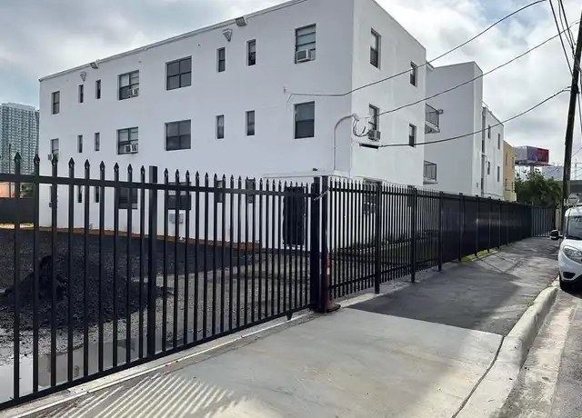 Property at 1525 NW 1st Pl, Miami, FL, 33136, 1 bed, 1 bath, [object Object]