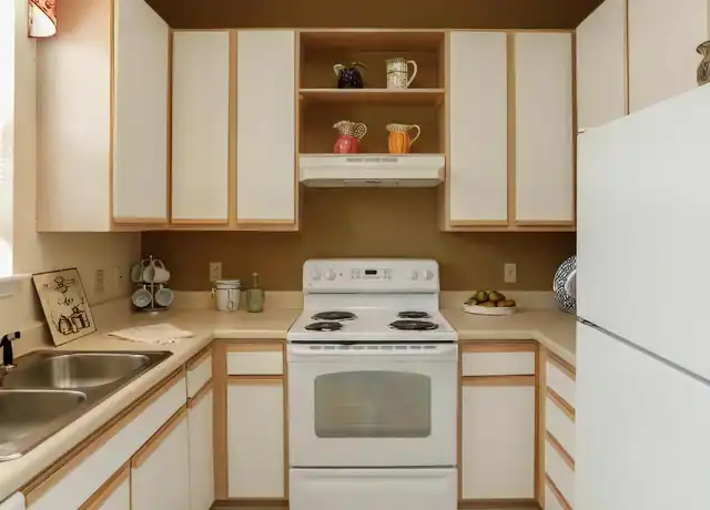 Property at 3800 Dry Brook Rd, Charlotte, NC, 28269, 1 bed, 1 bath, [object Object]