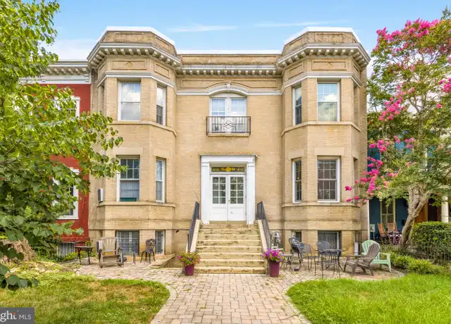 Property at 634 N Carolina Ave SE #1, Washington, DC, 20003, 2 beds, 1 bath, [object Object]