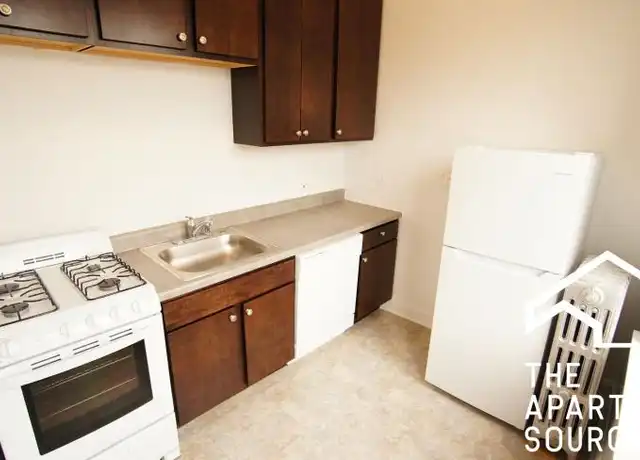 Property at 1540 N Kedzie Ave, Chicago, IL, 60651, 2 beds, 1 bath, [object Object]