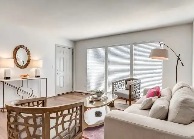 Property at The V Apartments - 1903 Vestavia Ct, Vestavia Hills, AL, 35216, 1-3 bed, 1-2 bath, [object Object]