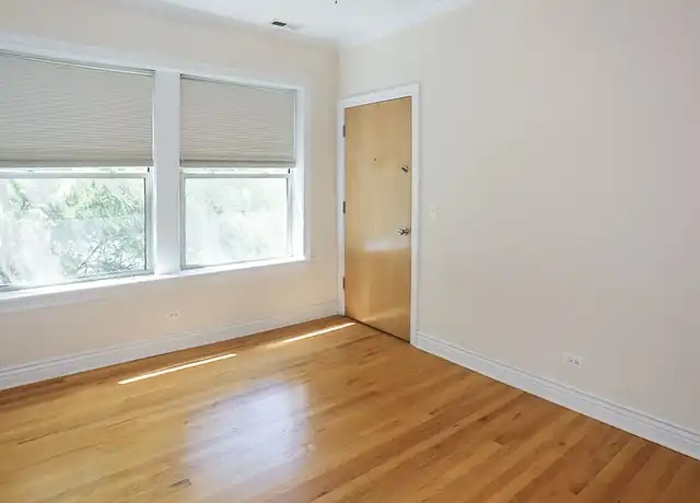 Property at 1210-16 W. Waveland - 1210 W Waveland Ave, Chicago, IL, 60613, 2 beds, 1 bath, [object Object]