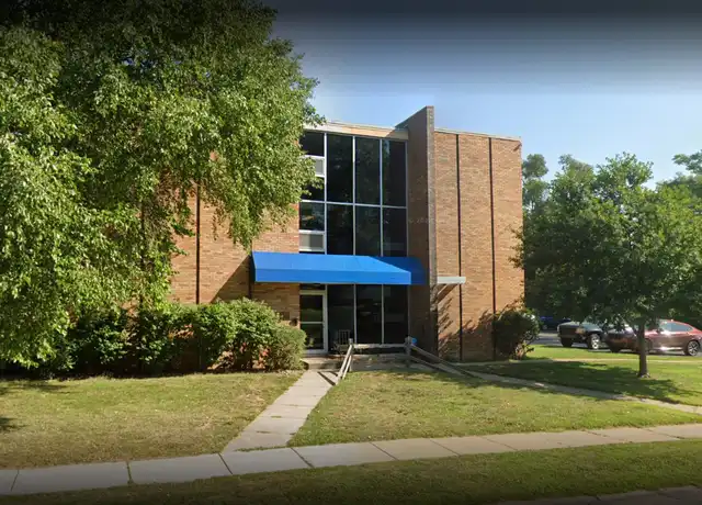 Property at 725 16th Ave Unit 725-27, Moline, IL, 61265, 1 bed, 1 bath, [object Object]
