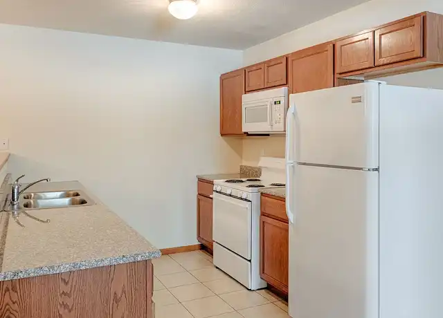 Property at Rockridge - 2915 26th St W, Williston, ND, 58801, 2-4 beds, 1-2 bath, [object Object]