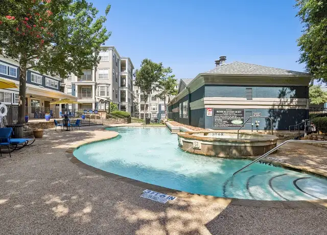 Photo of 535 Buckingham Rd, Richardson, TX 75081