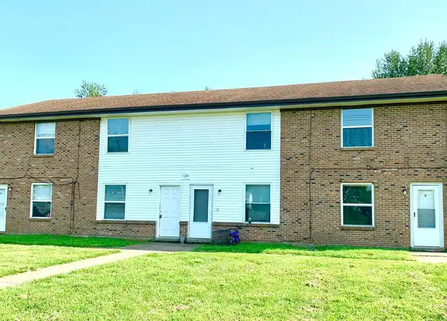 Property at 1209 State Line Rd Unit 52, Oak Grove, KY, 42262, 2 beds, 1.5 baths, [object Object]