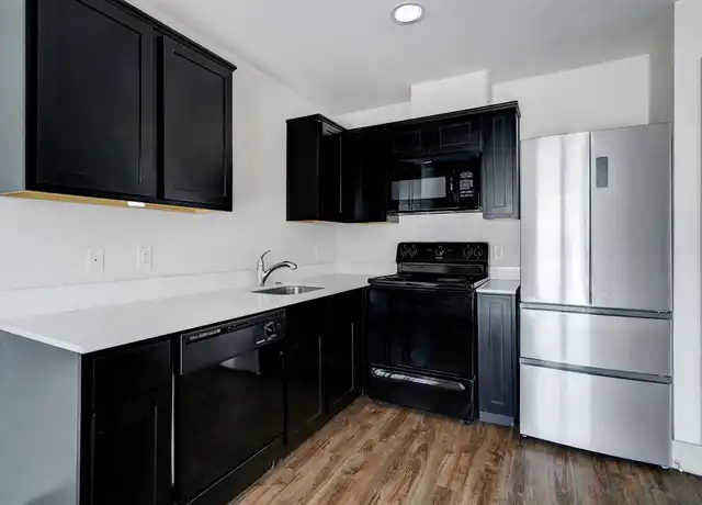 Property at 4300 Rosslyn Rd Unit 04, Houston, TX, 77018, 2 beds, 1 bath, [object Object]