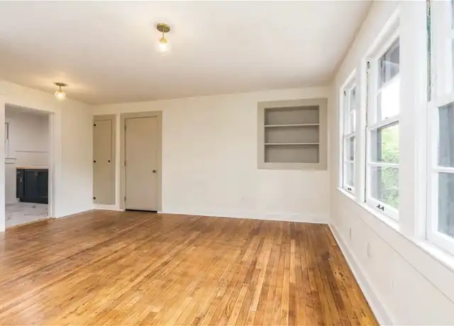 Property at 722 NE 4th Ave, Gainesville, FL, 32601, 2 beds, 1 bath, [object Object]