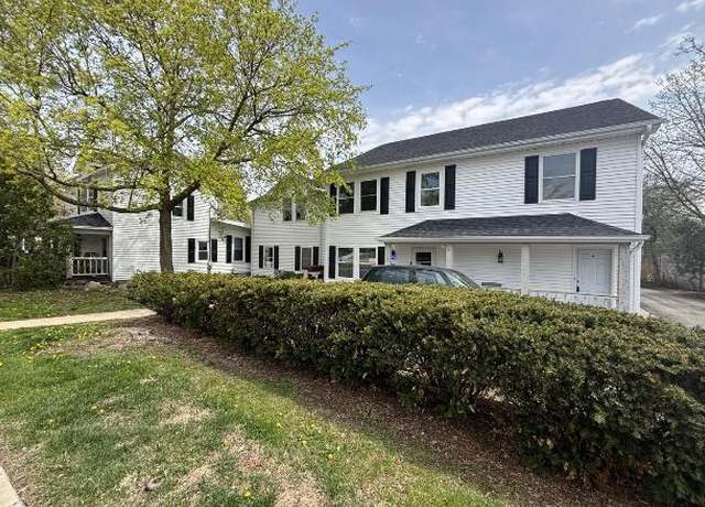 Photo of 181 N Main St, Crystal Lake, IL 60014