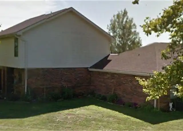 Property at 293 S Main St, New Holland, OH, 43145, 1 bed, 1 bath, [object Object]