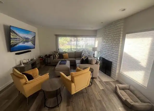 Property at 7061 Estrella de Mar Rd, Carlsbad, CA, 92009, 3 beds, 2 baths, [object Object]