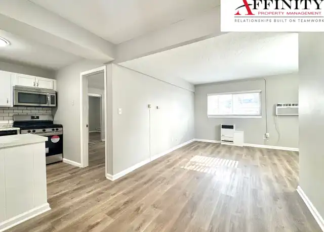 Property at 4505 Jarboe St, Kansas City, MO, 64111, 1 bed, 1 bath, [object Object]