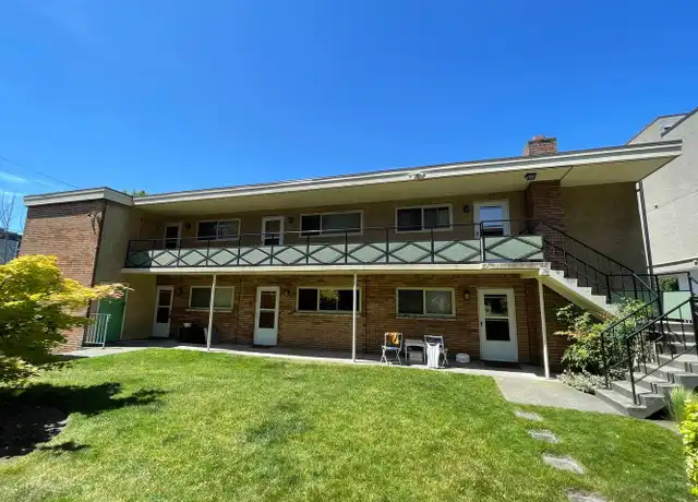 Property at 1304 E Harrison St Unit 6, Seattle, WA, 98102, 2 beds, 1 bath, [object Object]