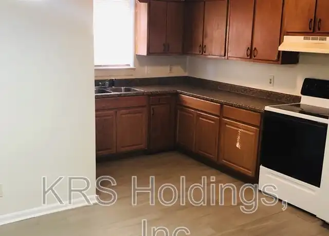 Property at 2305 Wyoming Ave Unit A, Norfolk, VA, 23513, 2 beds, 1 bath, [object Object]