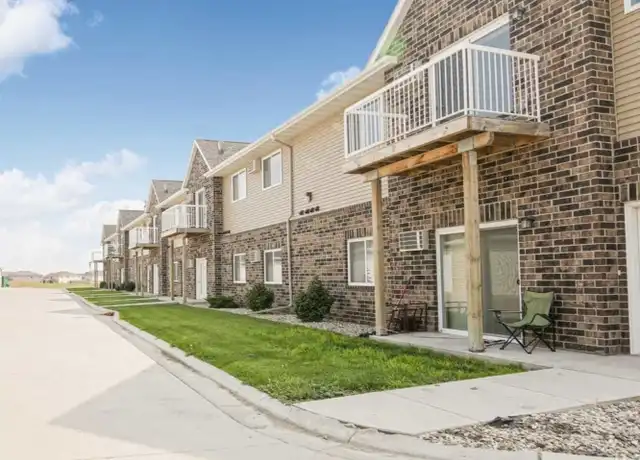 Property at Stonebridge Villas - 3203 8th St NE, Minot, ND, 58703, 1-2 bed, 1-2 bath, [object Object]