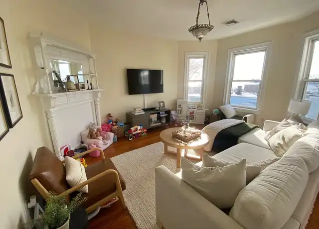 Property at 440 E 6th St Unit 2, South Boston, MA, 02127, 2 beds, 1 bath, [object Object]