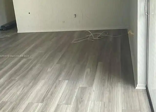 Property at 7765 SW 86th St, Miami, FL, 33143, 1 bed, 2 baths, [object Object]
