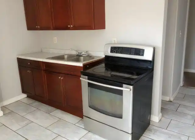Property at 660 4th St, Troy, NY, 12180, 1 bed, 1 bath, [object Object]