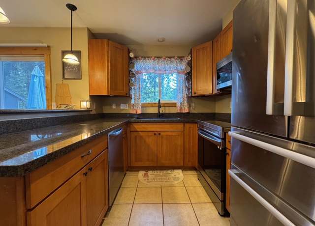 Photo of 18420 Rampart Ct SE, Yelm, WA 98597