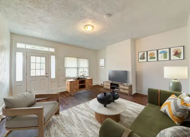 Property at 26 Penelope St, Pittsburgh, PA, 15211, 2 beds, 1 bath, [object Object]