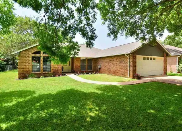 Property at 188 Turkey Run, Meadowlakes, TX, 78654, 3 beds, 2 baths, [object Object]