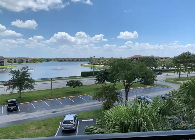 Property at 13255 SW 9th Ct Unit 415G, Pembroke Pines, FL, 33027, 1 bed, 1.5 baths, [object Object]