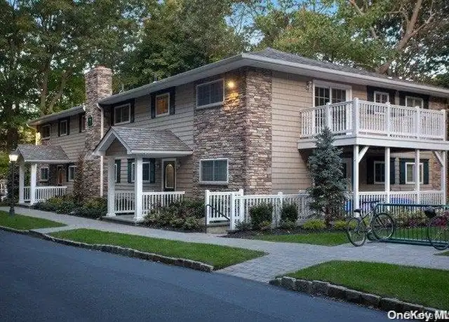 Property at 2 Presidents Dr Unit 3-3A, Port Jefferson, NY, 11777, 2 beds, 1 bath, [object Object]