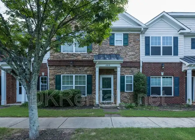 Property at 2818 Village Trce, Atlanta, GA, 30344, 3 beds, 2.5 baths, [object Object]