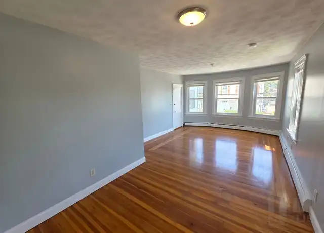 Property at 4 Fales St, Central Falls, RI, 02863, 3 beds, 1 bath, [object Object]