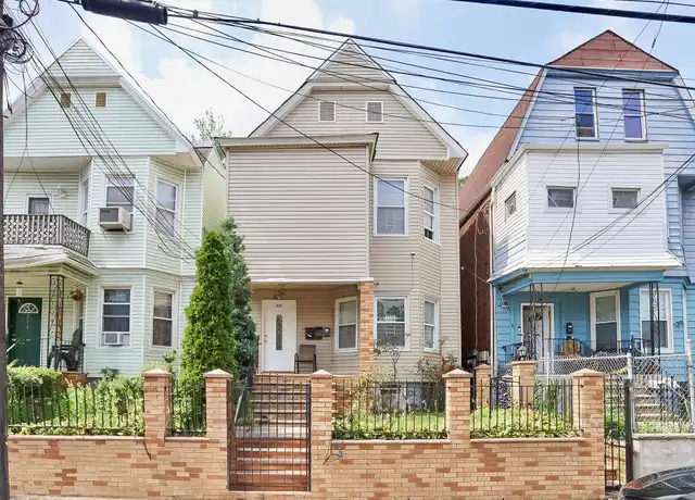 Property at 221 Claremont Ave Unit 1, Jersey City, NJ, 07305, 3 beds, 1 bath, [object Object]