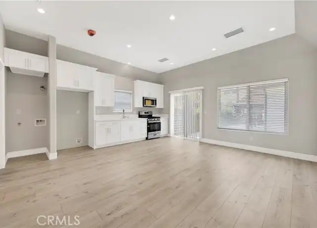 Property at 1055 Allen Ave Unit B, Glendale, CA, 91201, 1 bed, 1 bath, [object Object]