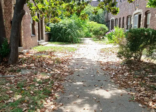 Property at 1361 S Floyd St Unit 21, Louisville, KY, 40208, 1 bed, 1 bath, [object Object]