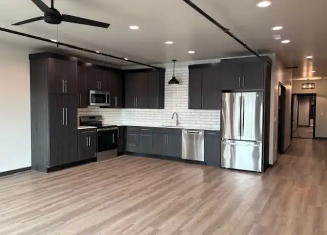 Property at 407 W Norfolk Ave Unit 309, Norfolk, NE, 68701, 2 beds, 1 bath, [object Object]