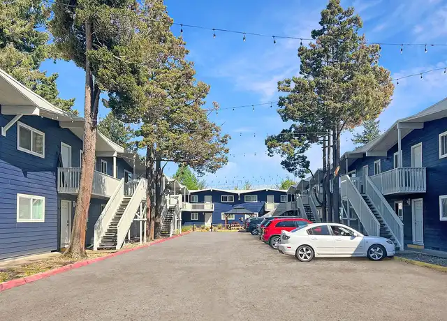 Property at Vose Apartments - 6200 SW Hall Blvd, Beaverton, OR, 97008, 2 beds, 1 bath, [object Object]
