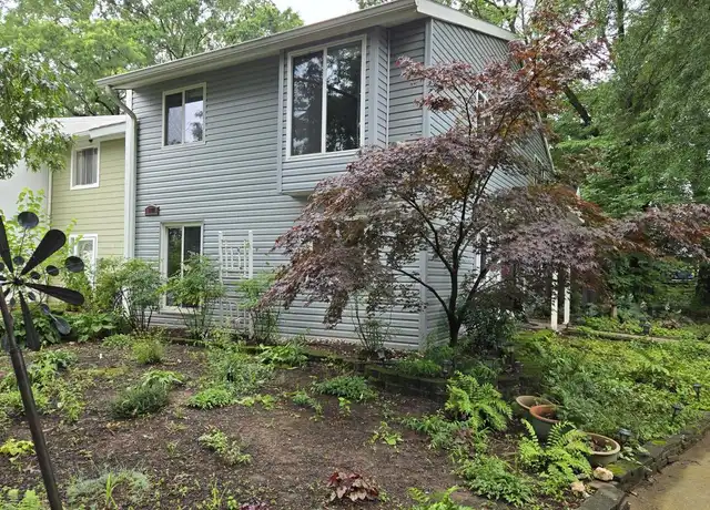 Property at 101 Hayloft Ct, Sterling, VA, 20164, 2 beds, 2.5 baths, [object Object]