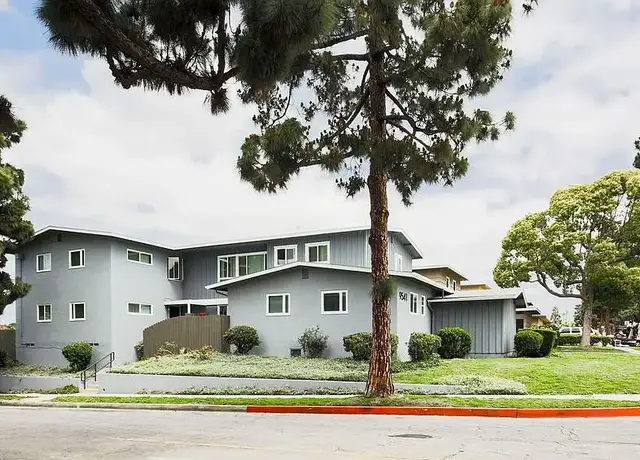 Photo of 9333 Crenshaw Blvd, Inglewood, CA 90305