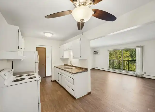 Property at Edina Manor Apartments - 5400 W 70th St, Minneapolis, MN, 55439, 2 beds, 1.5 baths, [object Object]